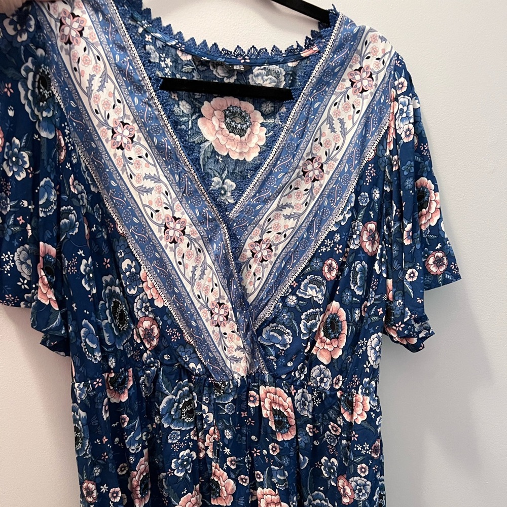Beautiful Bloomchic summer shirt